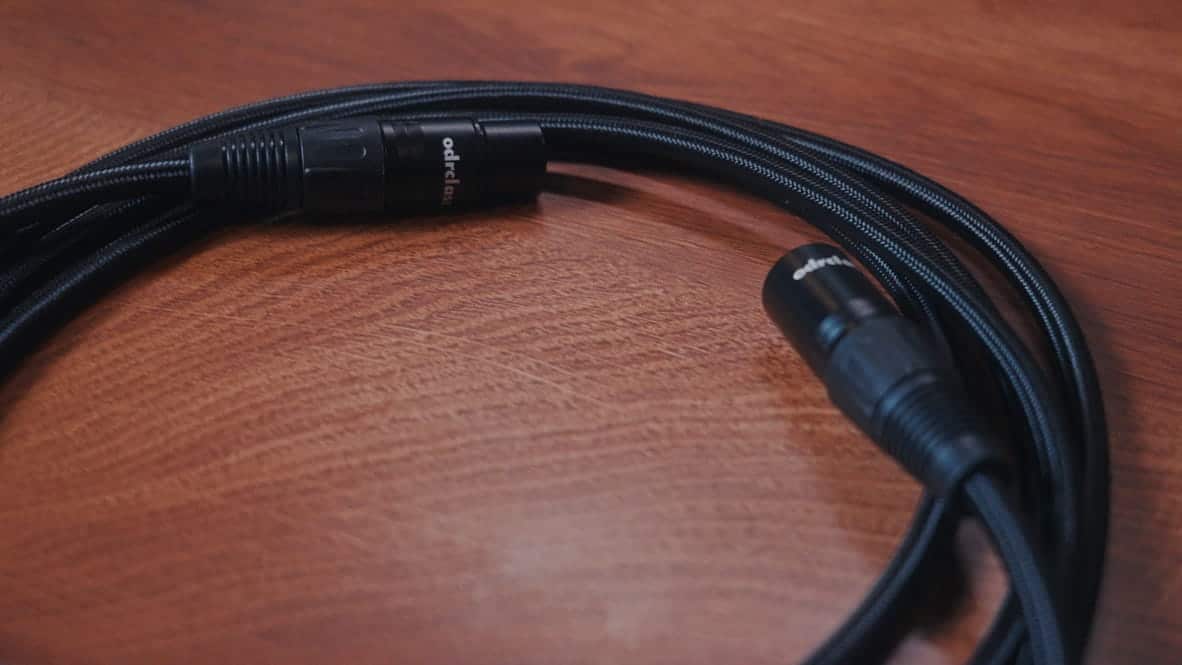 lucid-cable2