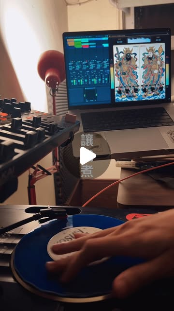 sw3ed musicooker 工作室裡的門神 Menshen